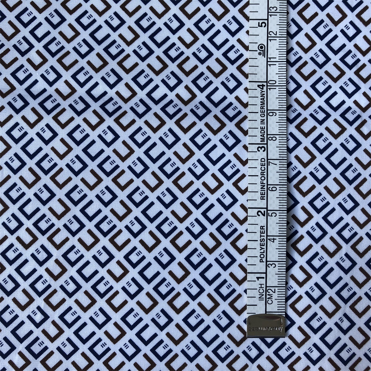 Soft comfortable Spandex Fabric by compact yarn 98% cotton 2% spandex poplin printed shirts woven stretchy fabric